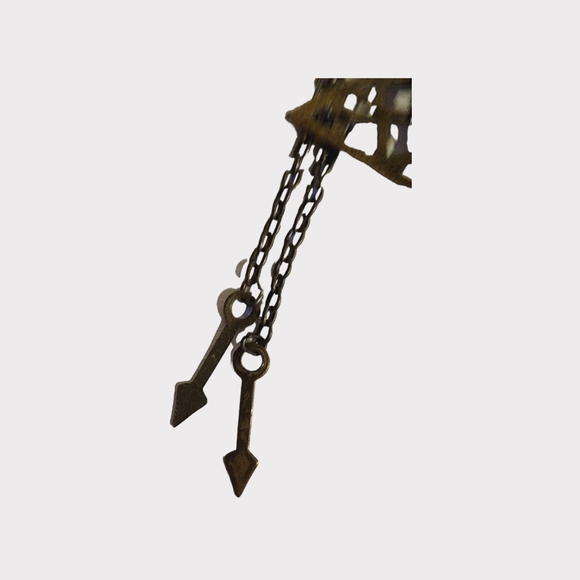 Abstract clock‎ pin - Picture 3 of 4